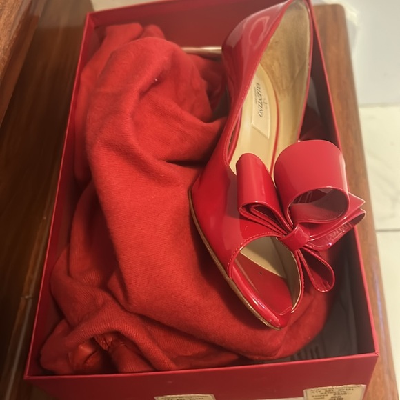 Valentino Patent Bow Low-Heel Pump red with box and bag 35.5 - Picture 3 of 9